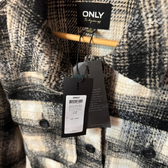 NWT Only Shacket checkered/ plaid - Picture 2 of 5